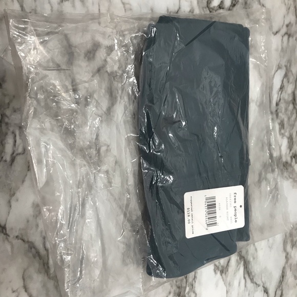 Free People NWT High Rise Self Hem Ecology Leggings Seamless Alaska Night L New - Picture 8 of 8